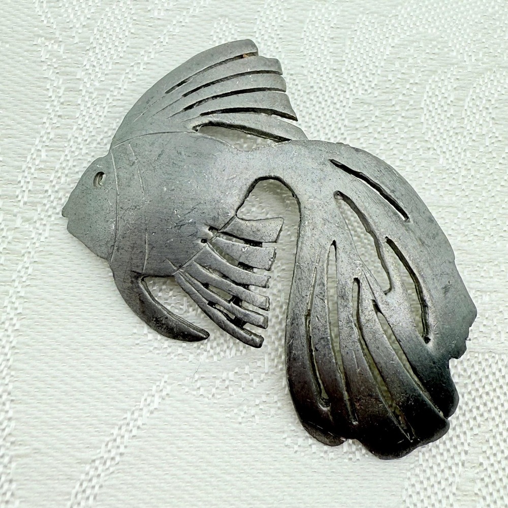 Vintage Pewter Silver Tone Angel Fish Retro Costume Brooch